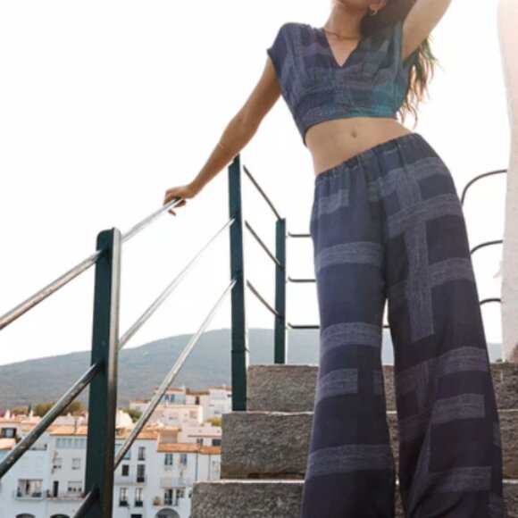 lemlem size Small Alia Plunge top Like New! - Picture 4 of 5